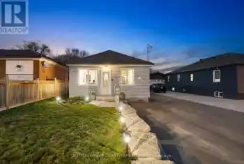 107 Kitchener Road, Toronto (West Hill), Ontario M1E2Y1, 3 Bedrooms Bedrooms, ,1 BathroomBathrooms,All Houses,For Sale,Kitchener,E12073179