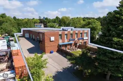 10 Harlech Court Markham Ontario L3T 6L4