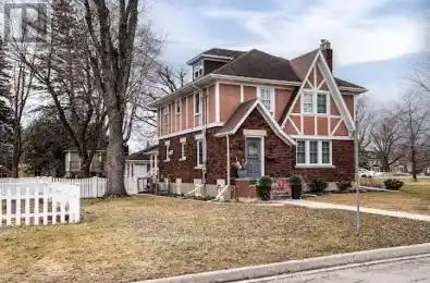 18 Victoria Street Perth Ontario K7H2H6