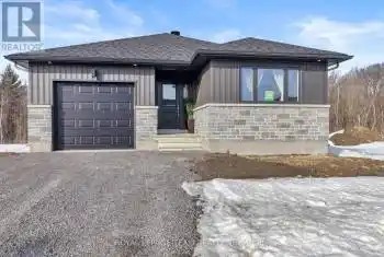 181 Seabert Drive, Arnprior, Ontario K7S0K4, 2 Bedrooms Bedrooms, ,2 BathroomsBathrooms,All Houses,For Sale,Seabert,X11994887