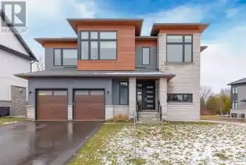 144 Springside Crescent, Blue Mountains, Ontario L9Y5L3, 6 Bedrooms Bedrooms, ,5 BathroomsBathrooms,All Houses,For Rent,Springside,X12073439