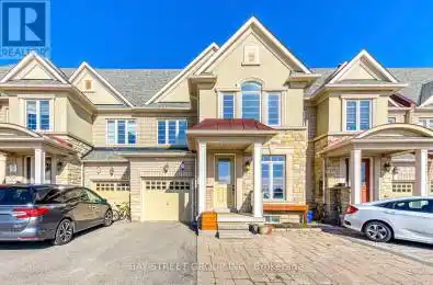 15 Kaitting Trail Oakville (1008 - GO Glenorchy) Ontario L6M4J9