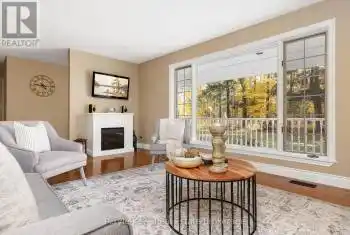 80 STEPHENSON RD 7, Huntsville (Stephenson), Ontario P0B1M0, 3 Bedrooms Bedrooms, ,3 BathroomsBathrooms,All Houses,For Sale,STEPHENSON RD 7,X12073725