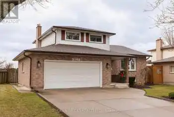 5198 Valley View Crescent, Niagara Falls (212 - Morrison), Ontario L2E7E5, 3 Bedrooms Bedrooms, ,3 BathroomsBathrooms,All Houses,For Sale,Valley View,X12073820