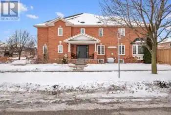 2 Marathon Avenue, Vaughan (Patterson), Ontario L4K5H1, 3 Bedrooms Bedrooms, ,4 BathroomsBathrooms,All Houses,For Sale,Marathon,N12074031