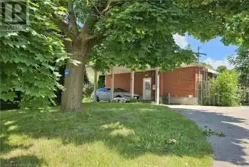 168 WINSTON Boulevard, Cambridge, Ontario N3C1M2, 3 Bedrooms Bedrooms, ,1 BathroomBathrooms,All Houses,For Rent,WINSTON,40715122
