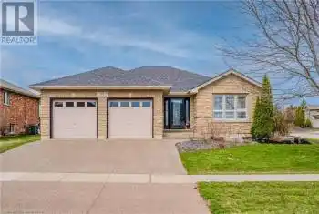 37 MANSFIELD Drive, St. George, Ontario N0E1N0, 4 Bedrooms Bedrooms, ,3 BathroomsBathrooms,All Houses,For Sale,MANSFIELD,40711488
