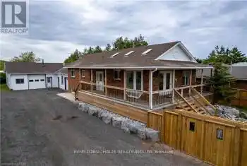 4450 Lincoln Avenue, Lincoln (982 - Beamsville), Ontario L0R1B3, 4 Bedrooms Bedrooms, ,2 BathroomsBathrooms,All Houses,For Rent,Lincoln,X11990820