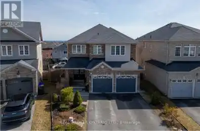 51 Lobb Court Clarington (Bowmanville) Ontario L1C0K4