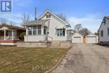 303 Ash Street, Port Colborne (878 - Sugarloaf), Ontario L3K2X4, 2 Bedrooms Bedrooms, ,1 BathroomBathrooms,All Houses,For Sale,Ash,X12074052