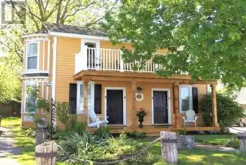 62 WEST Street, Port Colborne (878 - Sugarloaf), Ontario L3K4C8, ,2 BathroomsBathrooms,Commercial,For Sale,WEST,X12074316