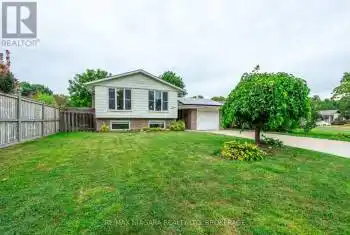 7 Royal Oak Drive, St. Catharines (439 - Martindale Pond), Ontario L2N4B7, 4 Bedrooms Bedrooms, ,2 BathroomsBathrooms,All Houses,For Sale,Royal Oak,X12074407