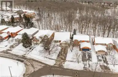 119 WATSONS Lane Dundas Ontario L9H6K9