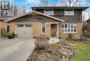 610 WHITE OAK Drive, Cambridge, Ontario N1S4J6, 4 Bedrooms Bedrooms, ,3 BathroomsBathrooms,All Houses,For Sale,WHITE OAK,40710642