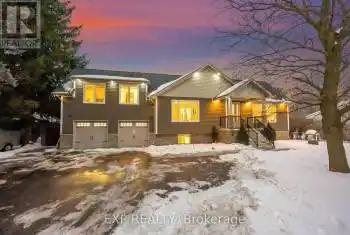 13379 Trafalgar Road, Halton Hills (1049 - Rural Halton Hills), Ontario L7G4S4, 4 Bedrooms Bedrooms, ,3 BathroomsBathrooms,All Houses,For Sale,Trafalgar,W11997148