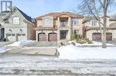 526 Hidden Trail Oakville (1008 - GO Glenorchy) Ontario L6M0N3