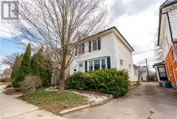 42 CHAPLIN Avenue, St. Catharines, Ontario L2R2E6, 3 Bedrooms Bedrooms, ,2 BathroomsBathrooms,All Houses,For Sale,CHAPLIN,40715141