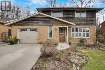 610 WHITE OAK Drive, Cambridge, Ontario N1S4J6, 4 Bedrooms Bedrooms, ,4 BathroomsBathrooms,All Houses,For Sale,WHITE OAK,X12074671