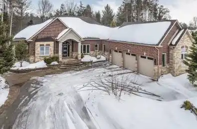 36 Lilac Lane Springwater Ontario L9X 0N4