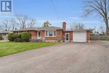 66 Centre Crescent, London South (South D), Ontario N6J2Z6, 3 Bedrooms Bedrooms, ,2 BathroomsBathrooms,All Houses,For Sale,Centre,X12074849