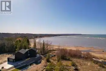 120 Sebastian Street, Blue Mountains, Ontario N0H1J0, 4 Bedrooms Bedrooms, ,4 BathroomsBathrooms,All Houses,For Sale,Sebastian,X11995747