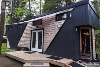 91.5 KING Road, Tay (Waubaushene), Ontario L0K2C0, 2 Bedrooms Bedrooms, ,1 BathroomBathrooms,All Houses,For Sale,KING,S11906300