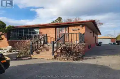 1029 Edgeleigh Avenue Mississauga (Lakeview) Ontario L5E2E9