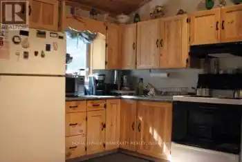 1143 Sherwood Forest Road, Bracebridge (Oakley), Ontario P1L1X3, 2 Bedrooms Bedrooms, ,1 BathroomBathrooms,All Houses,For Rent,Sherwood Forest,X12075190