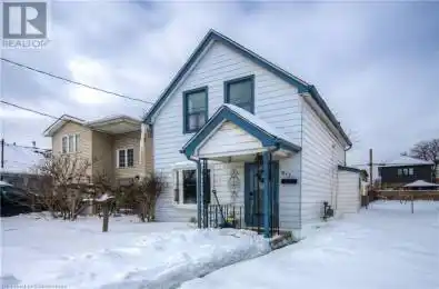 217 FAIRFIELD Avenue Hamilton Ontario L8H5H5