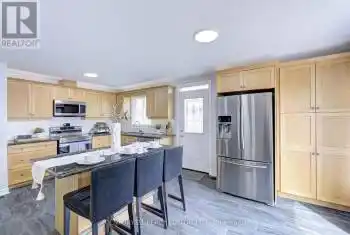 52 Epsom Downs Drive, Brampton (Southgate), Ontario L6T1Y8, 3 Bedrooms Bedrooms, ,2 BathroomsBathrooms,All Houses,For Sale,Epsom Downs,W12074092