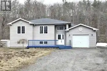 109 Desroches Trail, Tiny, Ontario L9M0H9, 4 Bedrooms Bedrooms, ,2 BathroomsBathrooms,All Houses,For Sale,Desroches,S11972771