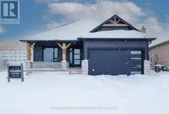 21 HAMILTON Street, North Middlesex (Ailsa Craig), Ontario N0M1A0, 2 Bedrooms Bedrooms, ,2 BathroomsBathrooms,All Houses,For Sale,HAMILTON,X11982288