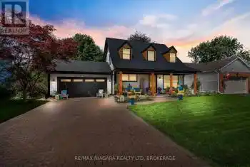 10 The Promenade, Niagara-on-the-Lake (101 - Town), Ontario L0S1J0, 3 Bedrooms Bedrooms, ,3 BathroomsBathrooms,All Houses,For Sale,The Promenade,X12075069