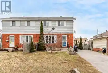 23 Corbeau Crescent, Penetanguishene, Ontario L9M1K2, 4 Bedrooms Bedrooms, ,2 BathroomsBathrooms,All Houses,For Sale,Corbeau,S12075946