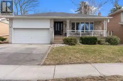 7 Warrender Avenue Toronto (Princess-Rosethorn) Ontario M9B5Z3