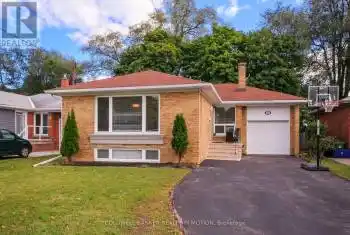 41 Sealcove Drive, Toronto (Etobicoke West Mall), Ontario M9C2C7, 5 Bedrooms Bedrooms, ,2 BathroomsBathrooms,All Houses,For Sale,Sealcove,W12075223