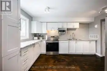 30 Loggers Run Unit# 3, Barrie (Ardagh), Ontario L4N6W2, 3 Bedrooms Bedrooms, ,1 BathroomBathrooms,Condo,For Sale,Loggers,S11989313
