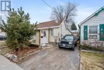 283 Park Road, Oshawa (Vanier), Ontario L1J4H4, 2 Bedrooms Bedrooms, ,1 BathroomBathrooms,All Houses,For Sale,Park,E12075609