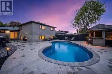247 Cherry Post Drive Mississauga (Cooksville) Ontario L5A1J1