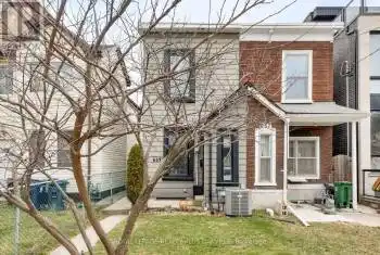 659 Crawford Street, Toronto (Palmerston-Little Italy), Ontario M6G3K1, 3 Bedrooms Bedrooms, ,3 BathroomsBathrooms,All Houses,For Sale,Crawford,C12074848