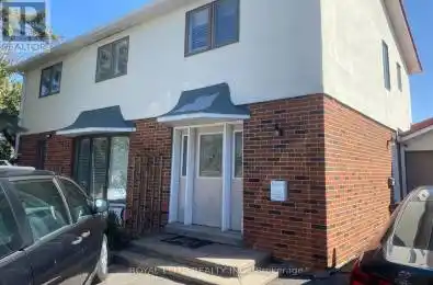 19 Dunsfold Drive Unit# Unit 2 Toronto (Malvern) Ontario M1B1T5