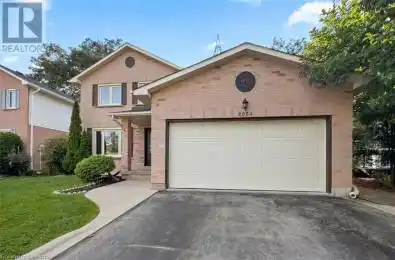 2054 HUNTERS WOOD Drive Burlington Ontario L7M2V1