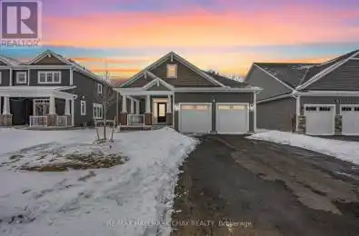 12 Dyer Crescent Bracebridge (Macaulay) Ontario P1L0N4