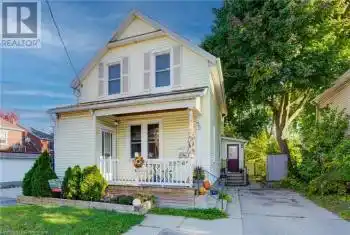 52 HENRY Street, Kitchener, Ontario N2G1P3, 4 Bedrooms Bedrooms, ,3 BathroomsBathrooms,All Houses,For Sale,HENRY,40715953