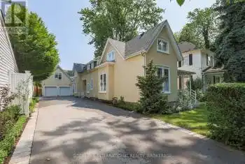129 JOHNSON Street, Niagara-on-the-Lake (101 - Town), Ontario L0S1J0, 4 Bedrooms Bedrooms, ,3 BathroomsBathrooms,All Houses,For Sale,JOHNSON,X11995361