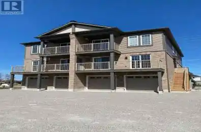31 Pumpkin Corner Crescent Unit# A Barrie Ontario L9J0T5