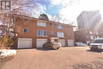 42 MARKET Street, Cambridge, Ontario N1R3T2, 8 Bedrooms Bedrooms, ,4 BathroomsBathrooms,All Houses,For Sale,MARKET,40702939