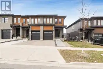 919 ROBERT FERRIE DRIVE Drive, Kitchener, Ontario N2R0P9, 3 Bedrooms Bedrooms, ,4 BathroomsBathrooms,All Houses,For Sale,ROBERT FERRIE DRIVE,40715903
