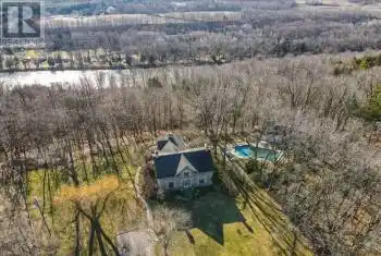1843 WEST RIVER Road, Cambridge, Ontario N1R5S5, 5 Bedrooms Bedrooms, ,3 BathroomsBathrooms,All Houses,For Sale,WEST RIVER,40713231