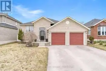 153 Sandringham Drive, Barrie (Innis-Shore), Ontario L4N0Y9, 4 Bedrooms Bedrooms, ,3 BathroomsBathrooms,All Houses,For Sale,Sandringham,S12077521
